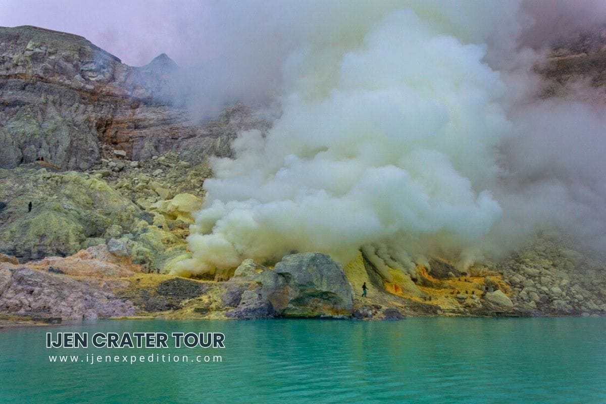 Ijen Crater Tour From Bali