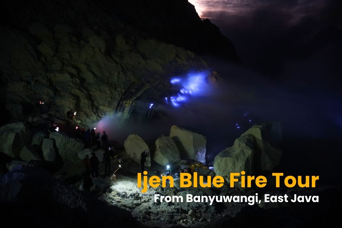blue fire phenomenon at mount ijen volcano banyuwangi