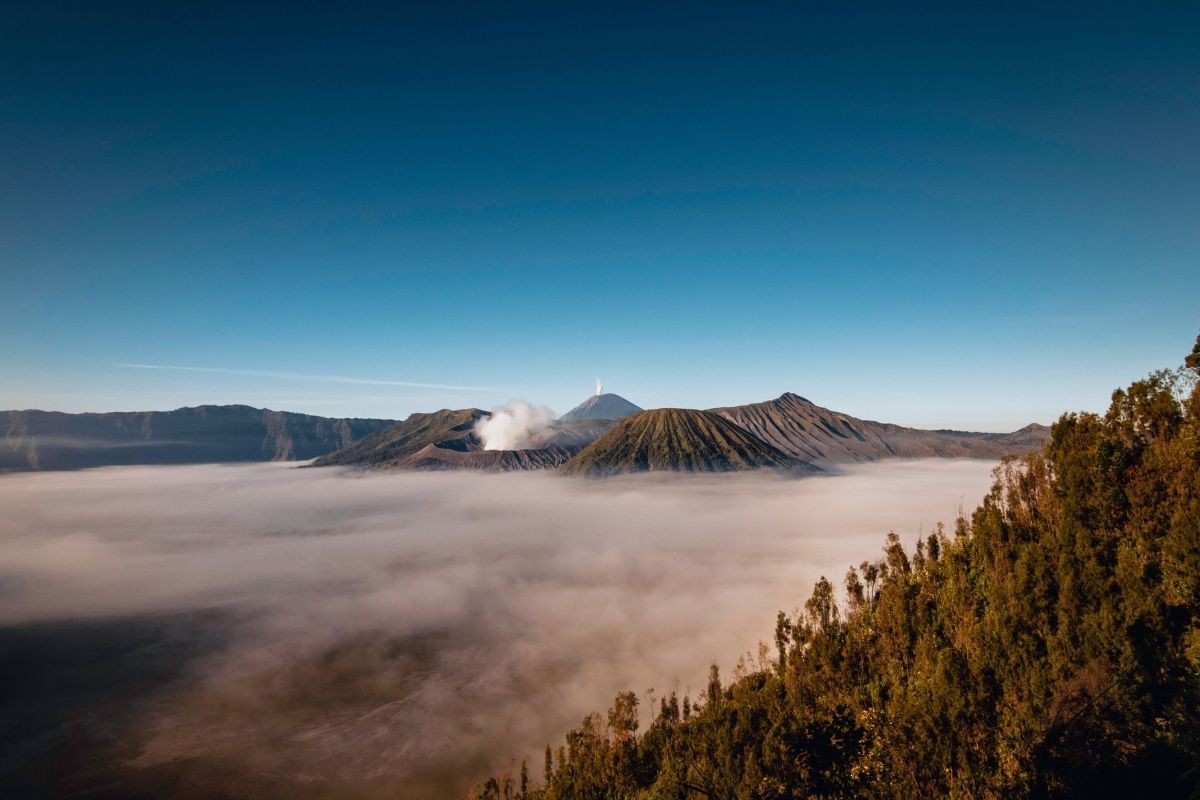 Mount Bromo sunrise viewpoint during midnight tour from Malang