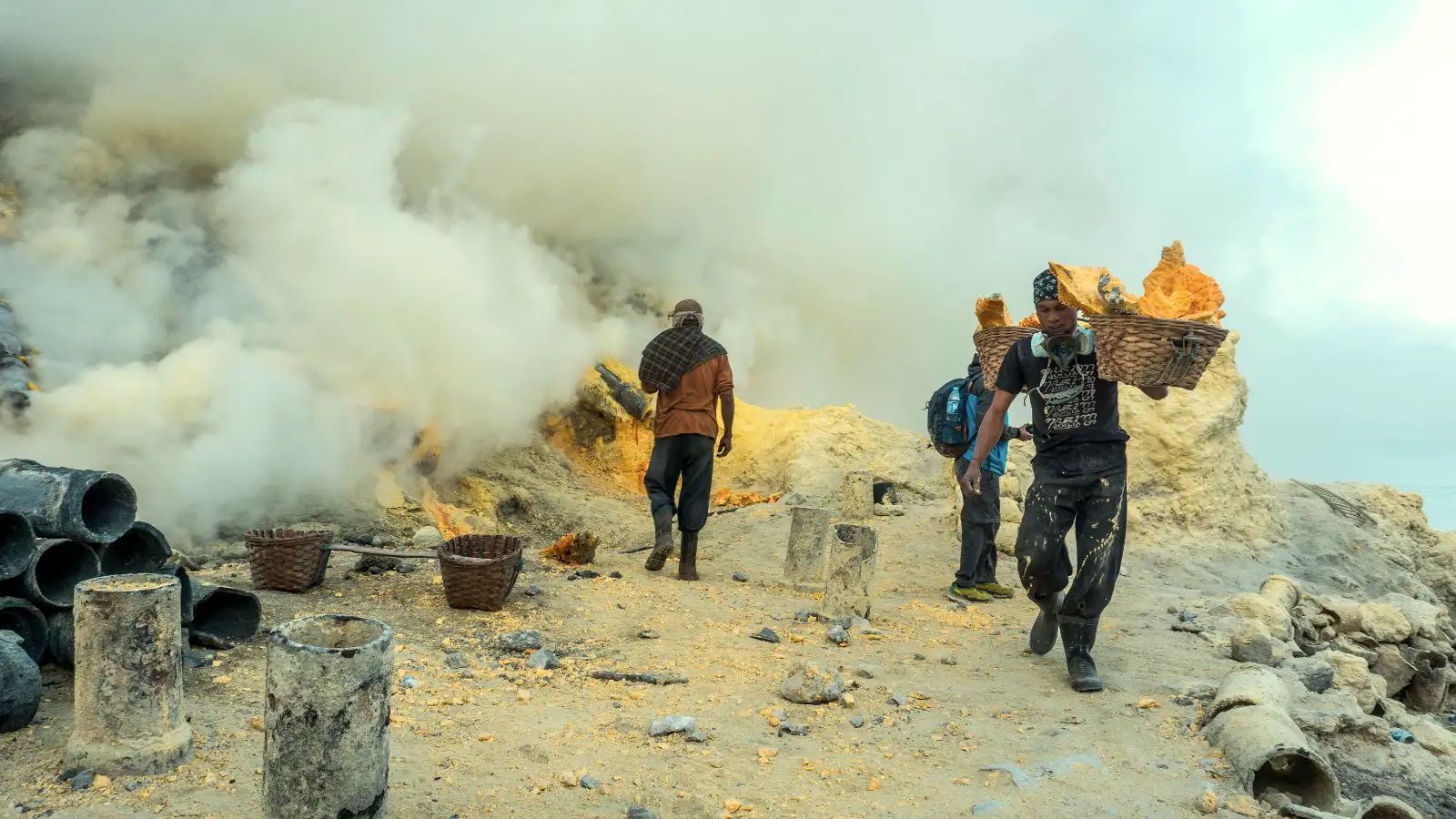 Ijen Crater Tour from Bali 2 Days 1 Night